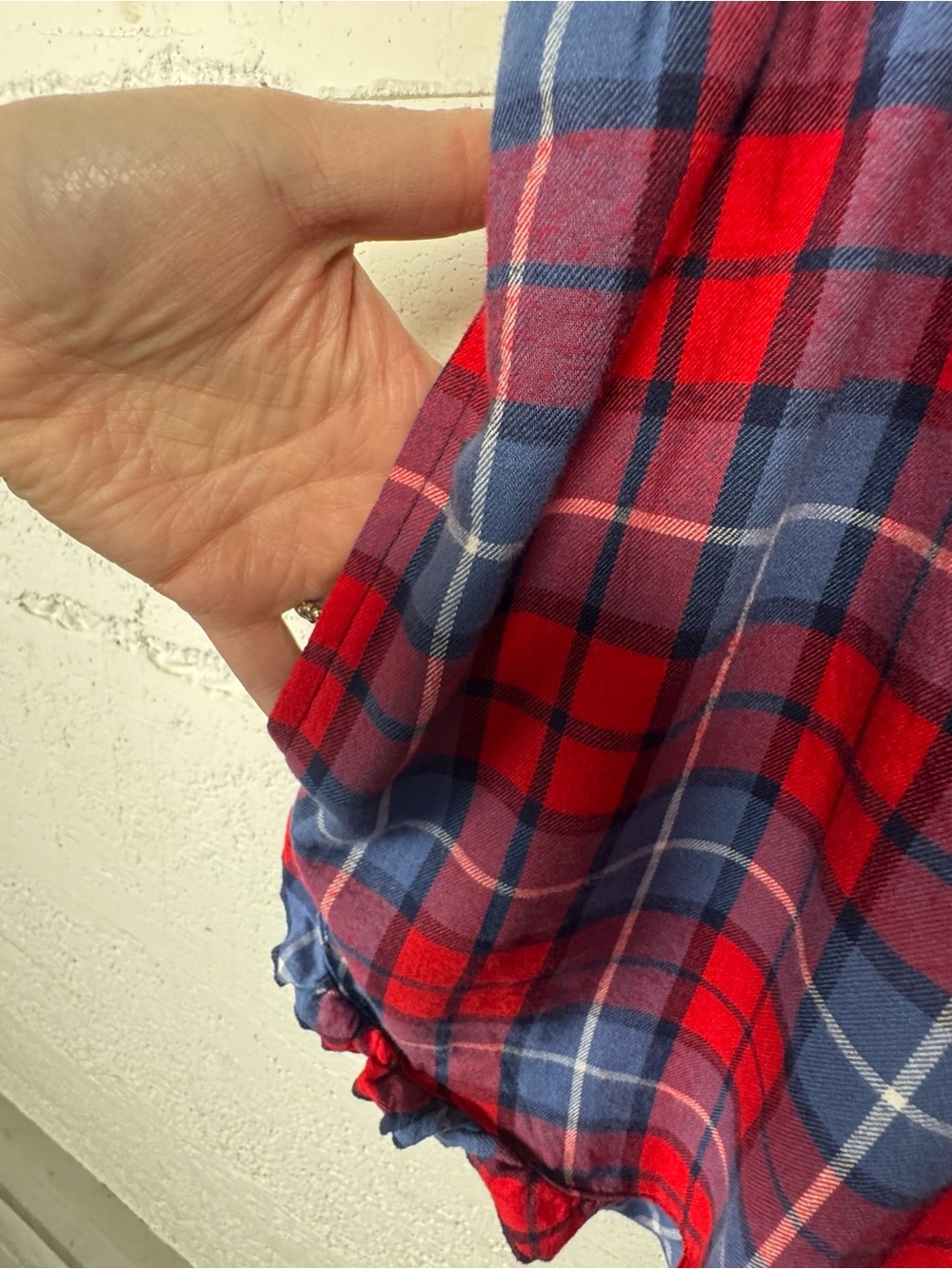 Aerie Flannel Plaid Romper In Chilly Red Blue pajama PJ Ruffled  Size M NWT - Picture 8 of 10